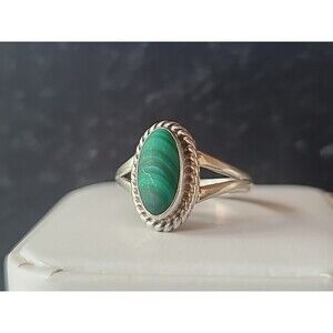 925 Sterling Silver Malachite Oval Ring Vintage, SIZE US 8.5 READ Description